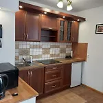 Korona Przy Termach Cieplickich 10proc Rabatu Do Term Cieplice Self Check In 24h Parking Daire 3*